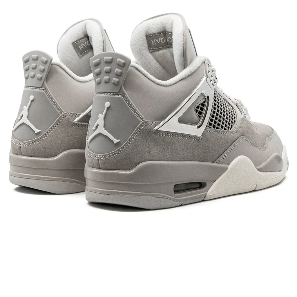 Air Jordan 4 'Frozen Moments' W - Image 3